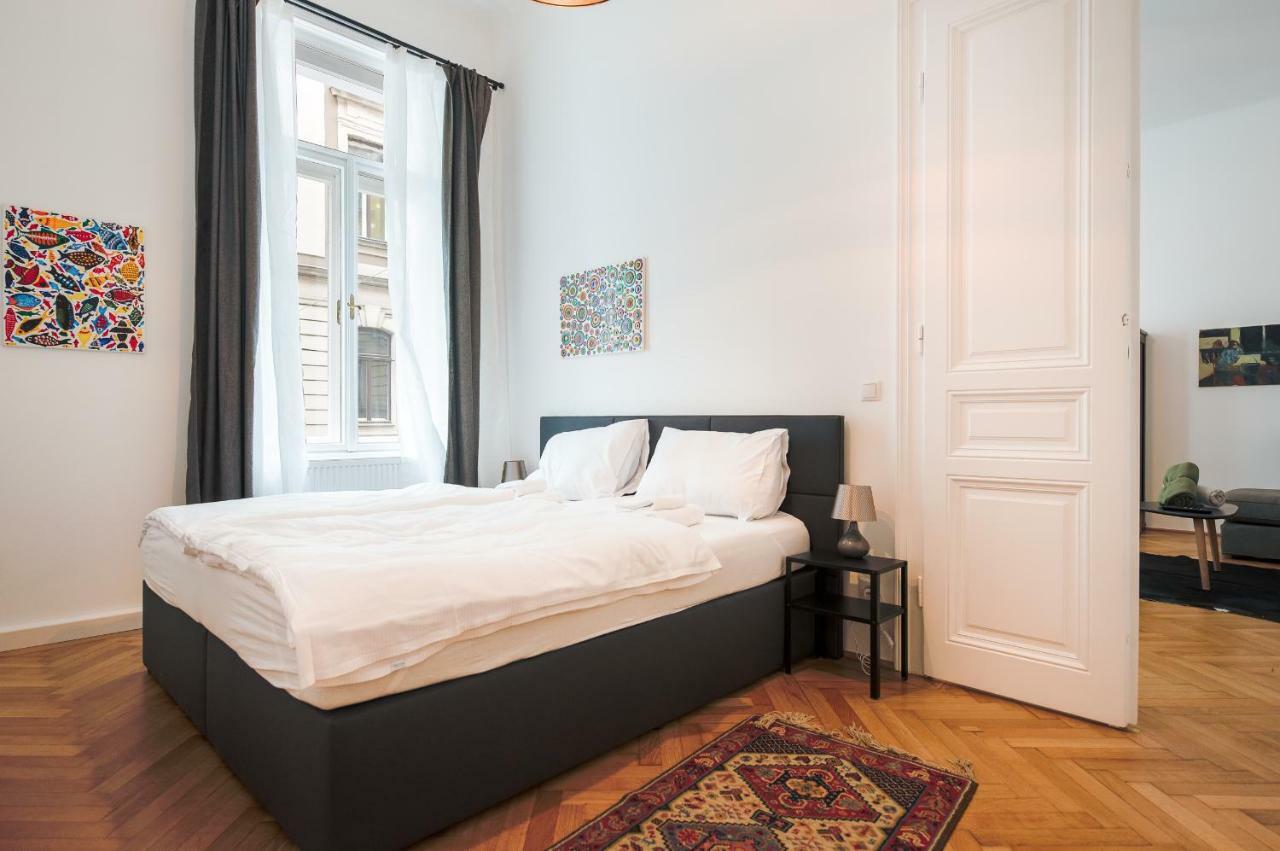 Grand Soho II Apartment Wenen Buitenkant foto