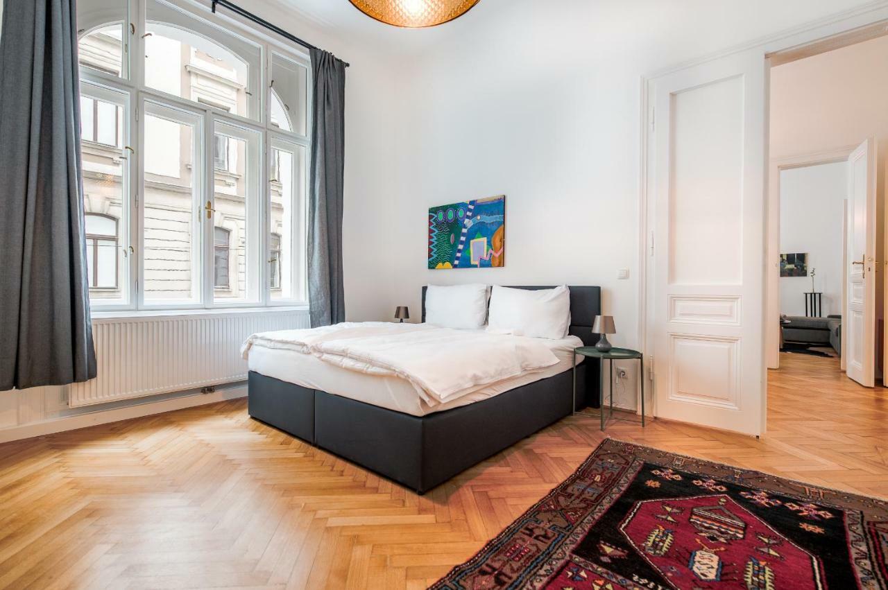 Grand Soho II Apartment Wenen Buitenkant foto
