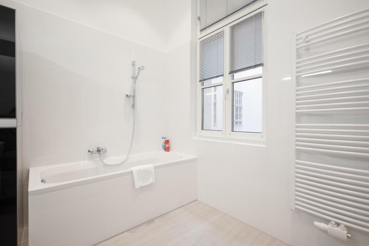 Grand Soho II Apartment Wenen Buitenkant foto