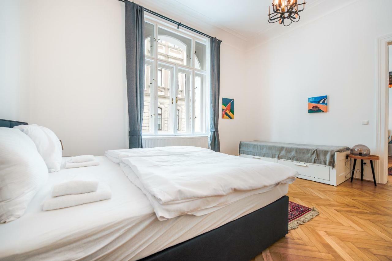 Grand Soho II Apartment Wenen Buitenkant foto